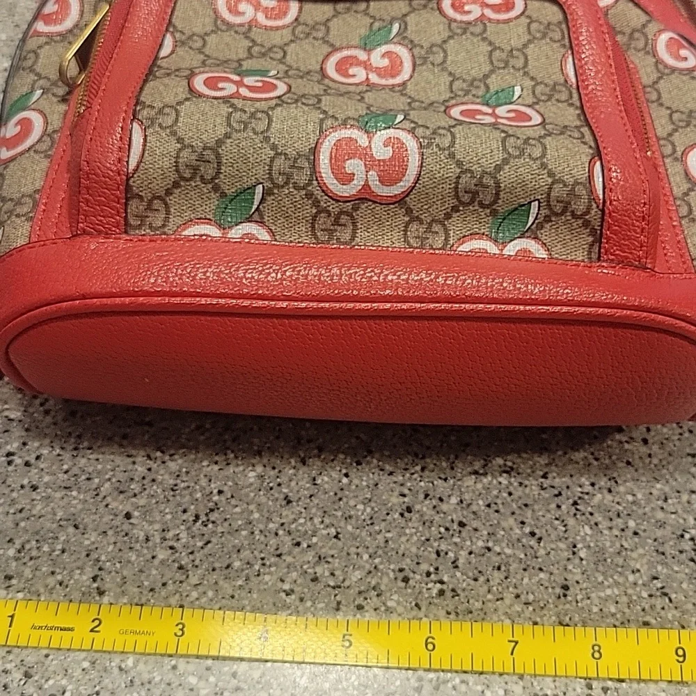 Gucci Red and Brown Apple Print Backpack - Picture 2 of 9